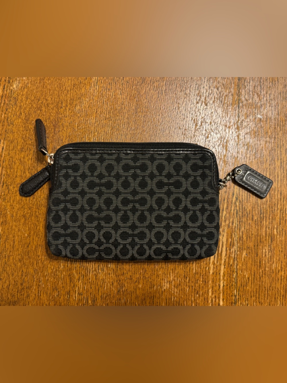 Coach Black Signature Pattern Zip wallet